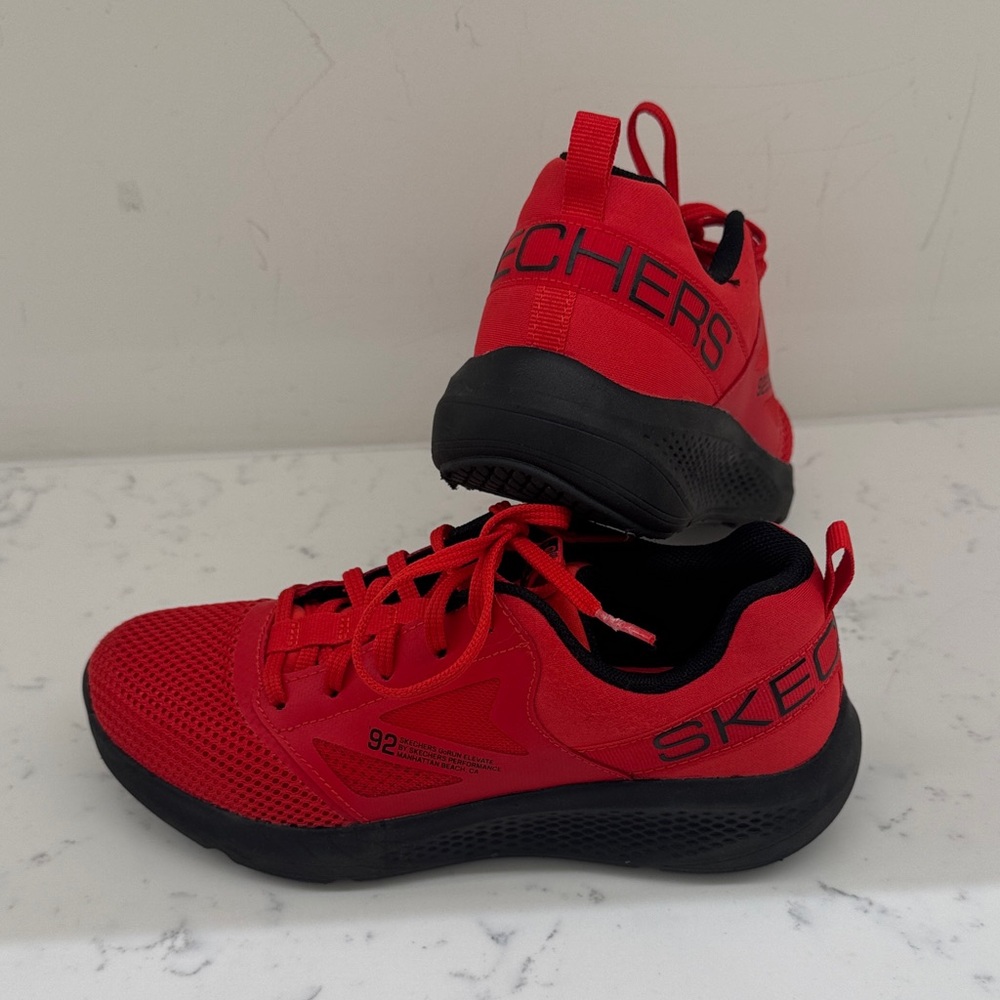 Sketchers shoes